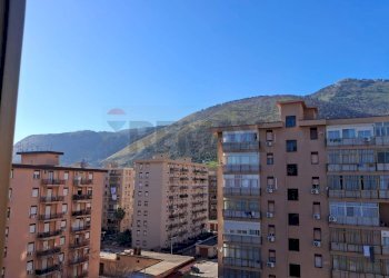 Edificio all\'aperto - Quadrilocale Via Giulio Verne
 
8, Palermo - foto 16