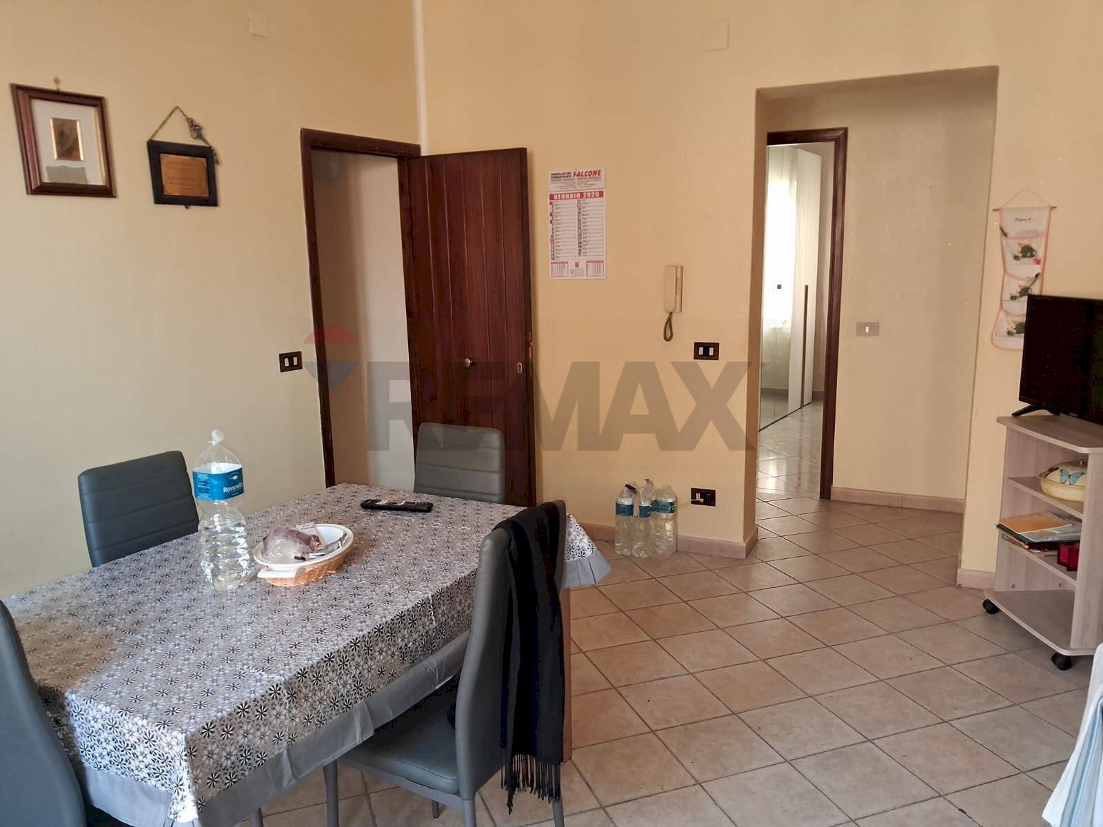 Sala da pranzo - Three-room apartment Via Luigi Vanvitelli
 
49, Palermo - photo 3