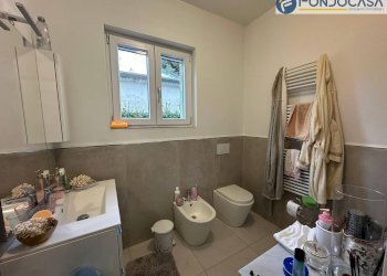 bagno - Casa indipendente Via san Domenichino, Massa - foto 10