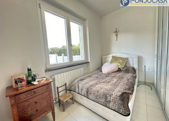 seconda camera matrimoniale - Casa indipendente Via san Domenichino, Massa - foto 13