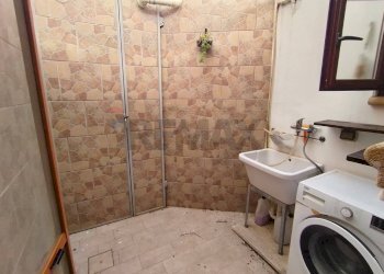 Lavanderia - Casa indipendente Campi Salentina - foto 12