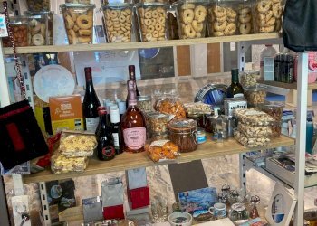 Dispensa di stoccaggio - Attività Commerciale Corso Antonio De Tullio, Bari - foto 8