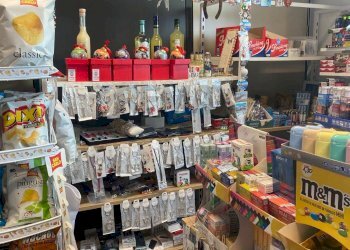 Dispensa di stoccaggio - Attività Commerciale Corso Antonio De Tullio, Bari - foto 11