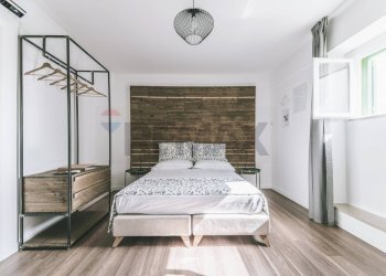 Camera / camera da letto - Attività Commerciale Corso Umberto I
 
98, Molfetta - foto 13