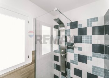 Bagno - Attività Commerciale Corso Umberto I
 
98, Molfetta - foto 17