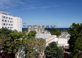 Edificio all\'aperto - Trilocale Via Daunia
 
5, Bari - foto 2