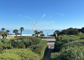 Foto 1 - Villa a Schiera viale la pelosa
 
1a, Stintino - foto 1