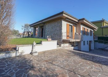 Foto 7 - Villa SCARPAVENTO
 
1, Spirano - foto 7