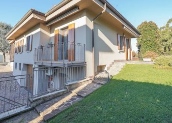 Foto 9 - Villa SCARPAVENTO
 
1, Spirano - foto 9