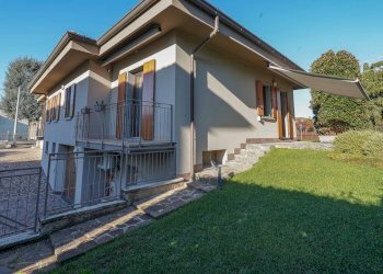 Foto 14 - Villa SCARPAVENTO
 
1, Spirano - foto 14