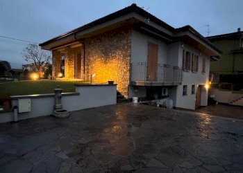 Foto 23 - Villa SCARPAVENTO
 
1, Spirano - foto 23