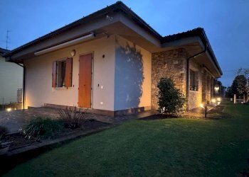 Foto 25 - Villa SCARPAVENTO
 
1, Spirano - foto 25