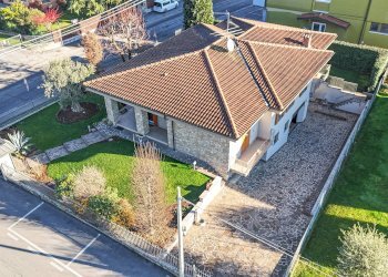 Foto 80 - Villa SCARPAVENTO
 
1, Spirano - foto 80