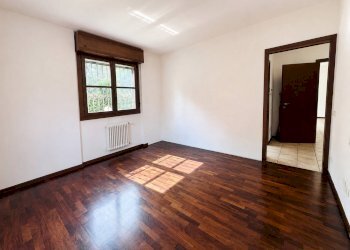Foto 11 - Three-room apartment Via Cavalcanti
 
12, Mozzo - photo 11