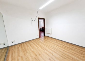 Foto 37 - Three-room apartment Via Cavalcanti
 
12, Mozzo - photo 37