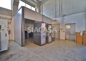 Foto 4 - Capannone Vimercate via XXV Aprile, Burago di Molgora - foto 4