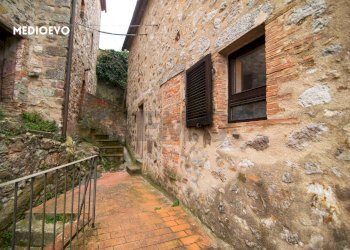 FACCIATA IN PIETRA - Casa indipendente VIA DELL'INCROCIATA
 
21, Roccastrada - foto 6