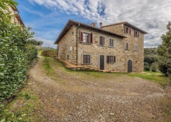 Foto 1 - Villa via delle corticelle
 
21, Arezzo - foto 1