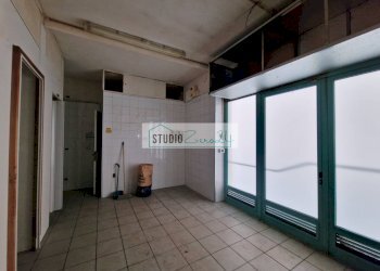 Foto 15 - Commercial Premises Viale Cristoforo Colombo, Camaiore - photo 15