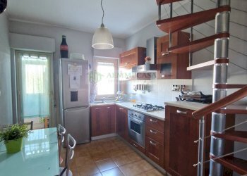 Foto 10 - Trilocale Via Renzo De Felice
 
10, Gravina di Catania - foto 10