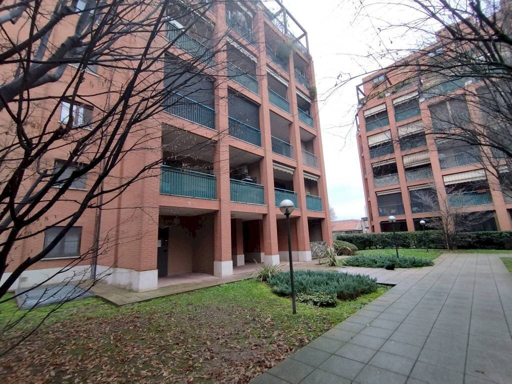 Facciata - Two-room apartment via Sapri, 9, Milano (neighborhood Musocco) - photo 2