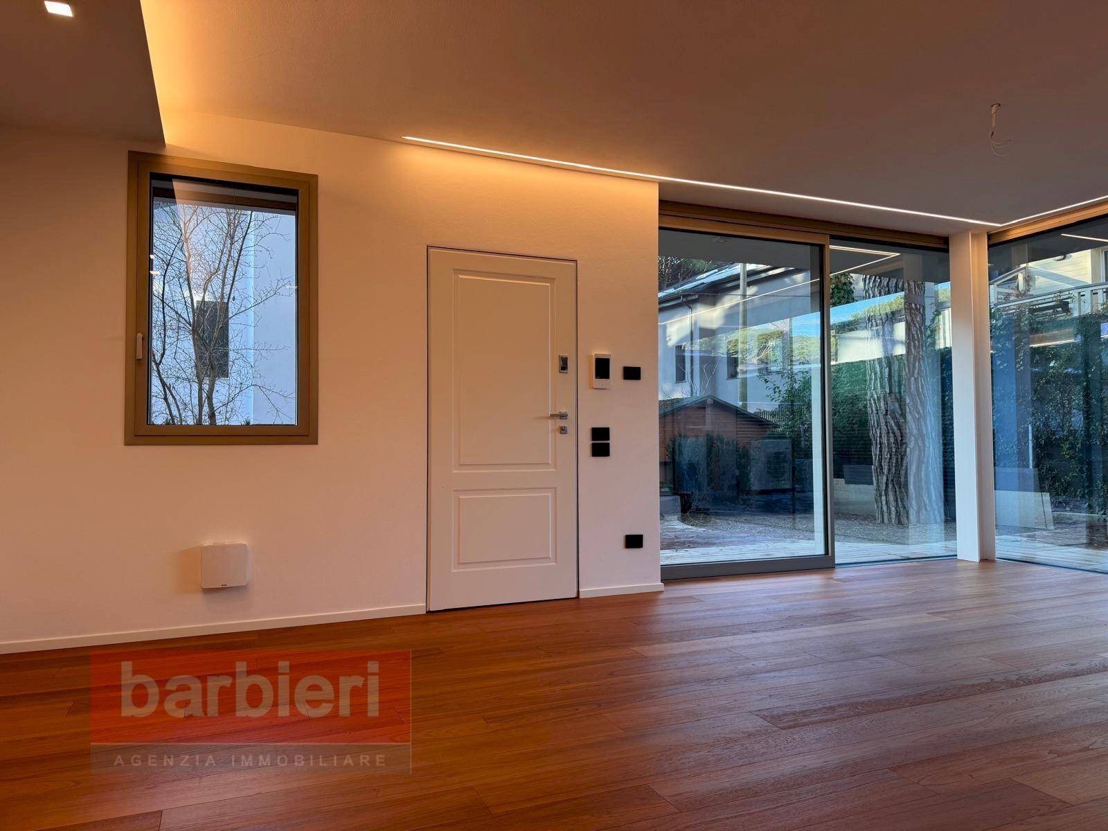 Foto 2 - Quadrilocale Viale Tiziano
 
14, Cervia - foto 2