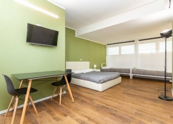 Camera da letto - Appartamento viale Bruno Radich, 21, Grugliasco - foto 1