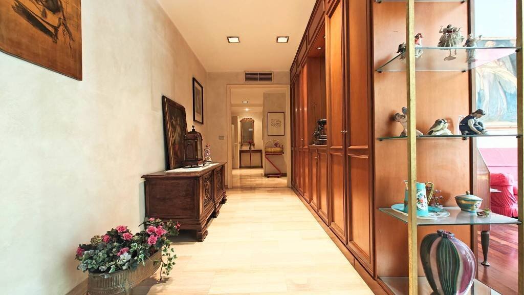 Ingresso - Quadrilocale corso Galileo Ferraris, 130, Torino (zona Crocetta) - foto 3