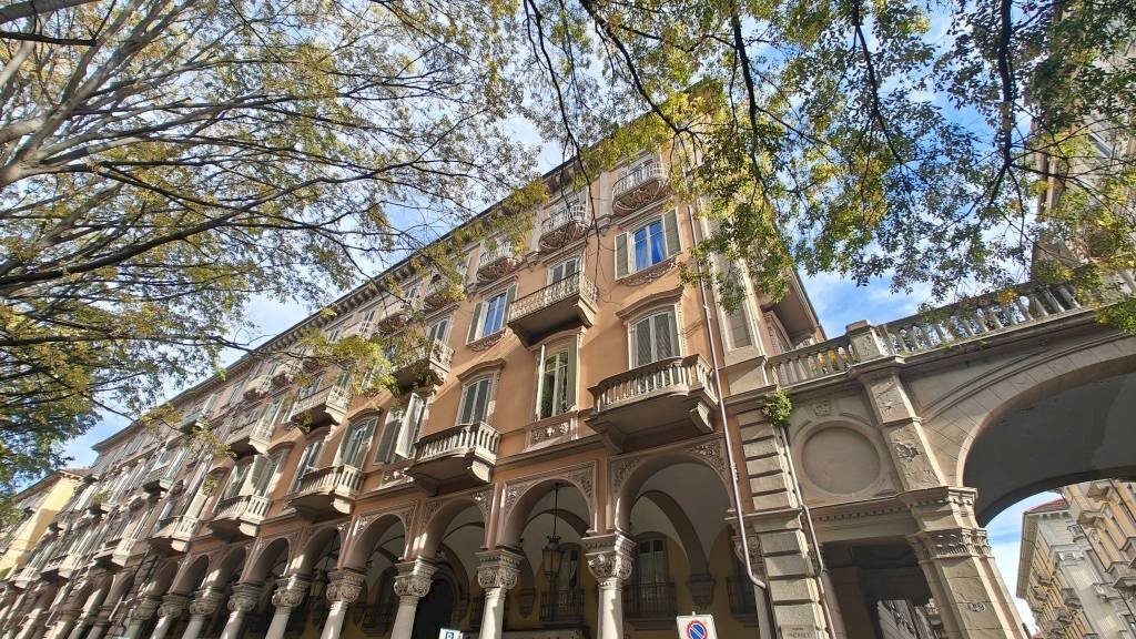 Facciata - Three-room apartment corso Vinzaglio, 19, Torino (neighborhood Centro) - photo 1