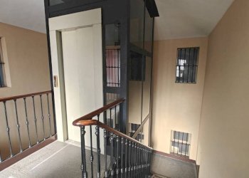 Ascensori - Trilocale corso Vinzaglio, 19, Torino (zona Centro) - foto 10