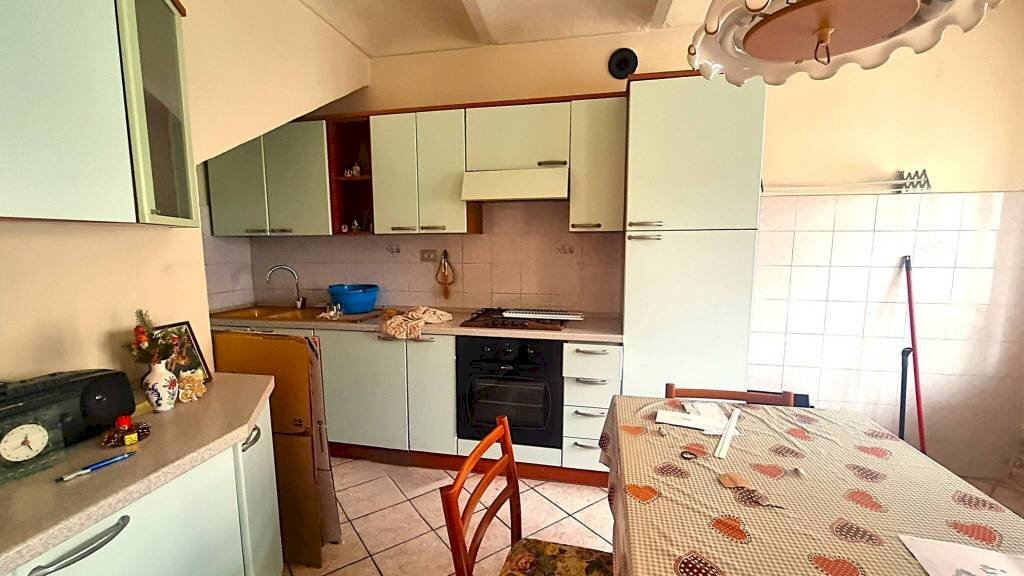 Cucina - Rustico via Edoardo Ravazza, Mombercelli - foto 1