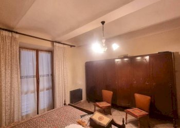 Camera da letto - Rustico via Edoardo Ravazza, Mombercelli - foto 7