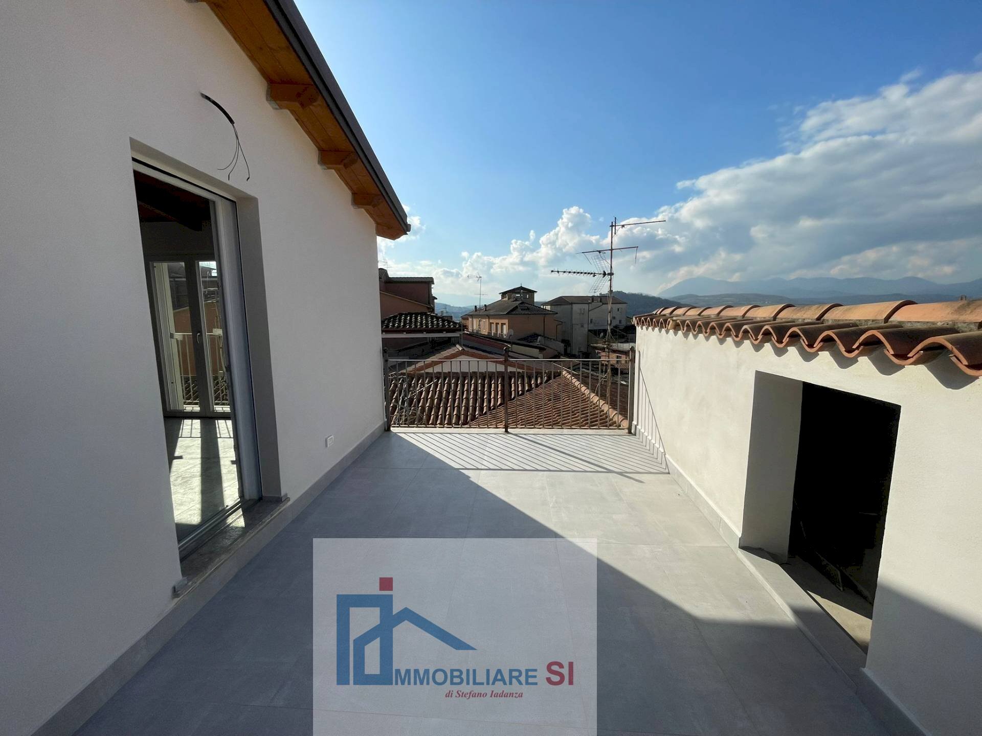 Foto 2 - Four-room apartment Via Bartolomeo Camerario, Benevento - photo 2