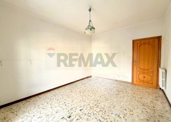 Stanza vuota - Appartamento via Ugo Foscolo
 
4, San Giorgio a Cremano - foto 19