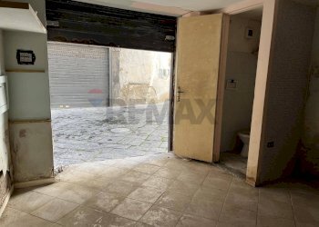 Stanza vuota - Commercial Premises Piazzetta Teodoro Monticelli
 
2, Napoli - photo 3