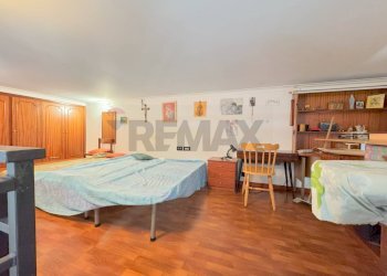 Camera / camera da letto - Quadrilocale Via Tasso
 
169, Napoli - foto 16