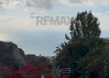 Edificio all\'aperto - Villa Via Angelo Migliaccio
 
16, Barano d'Ischia - foto 2