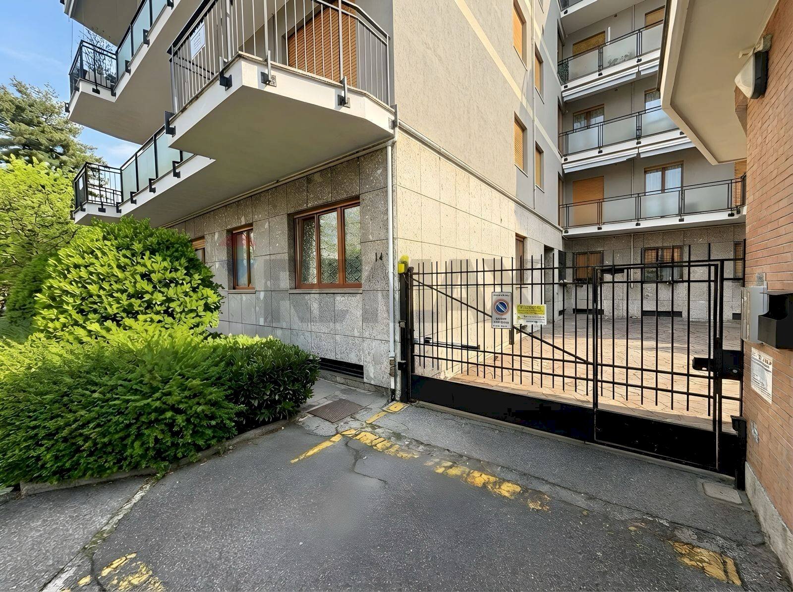 Edificio all\'aperto - Trilocale via Vittor Pisani
 
14, Monza - foto 3