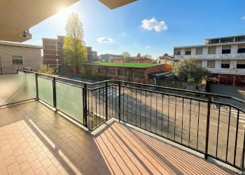 Balcone - Trilocale via Vittor Pisani
 
14, Monza - foto 17