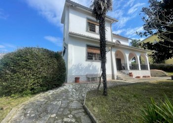 Foto 1 - Villa Via Don Luigi Sturzo, Campagnano di Roma - foto 1