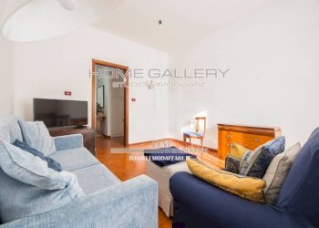 Salone - Quadrilocale via Gian Battista Monti, 26, Genova (zona Sampierdarena) - foto 9