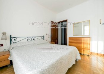 Camera da letto - Quadrilocale via Gian Battista Monti, 26, Genova (zona Sampierdarena) - foto 16