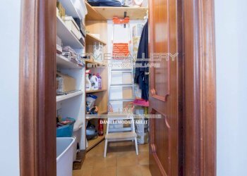 Ripostiglio - Quadrilocale via Gian Battista Monti, 26, Genova (zona Sampierdarena) - foto 22