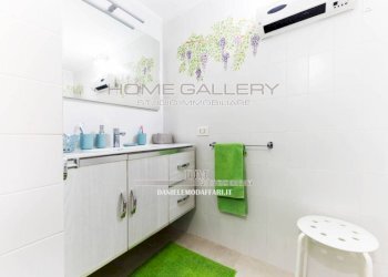 Interno non residenziale - Quadrilocale via Gian Battista Monti, 26, Genova (zona Sampierdarena) - foto 26