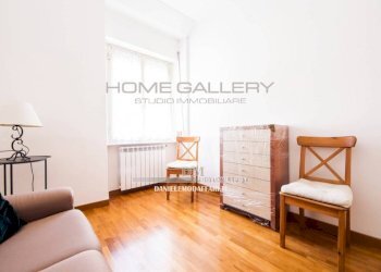 Camera da letto - Quadrilocale via Gian Battista Monti, 26, Genova (zona Sampierdarena) - foto 28