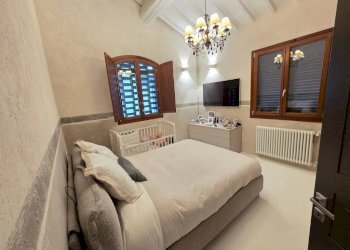 Camera da letto - Villa via dei Colli, Signa - foto 10