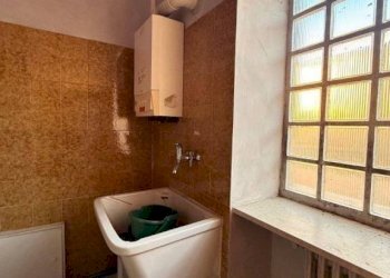 Lavanderia - Negozio piazza Comunale, 3, Scalenghe - foto 11