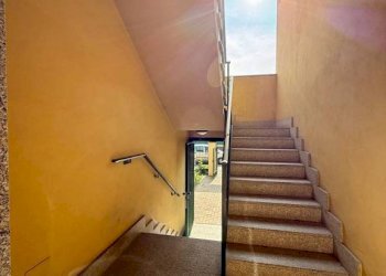 Scala - Villa via Giacomo Piscina, 45, Carmagnola - foto 2