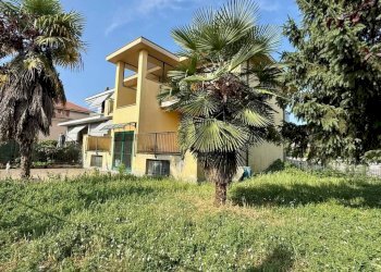 Giardino - Villa via Giacomo Piscina, 45, Carmagnola - foto 22