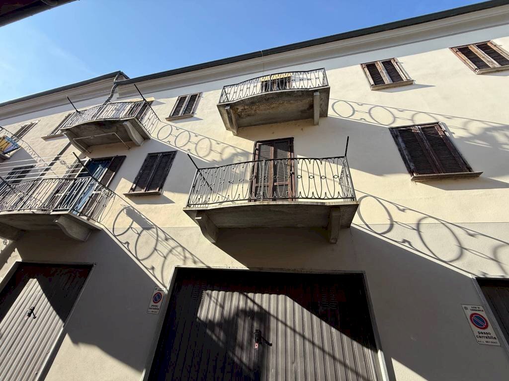 Facciata - Quadrilocale via Gardezzana, 10, Carmagnola - foto 2